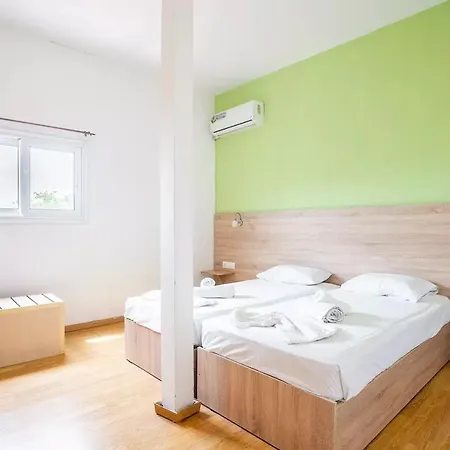 Hotel Sotirakis 2*