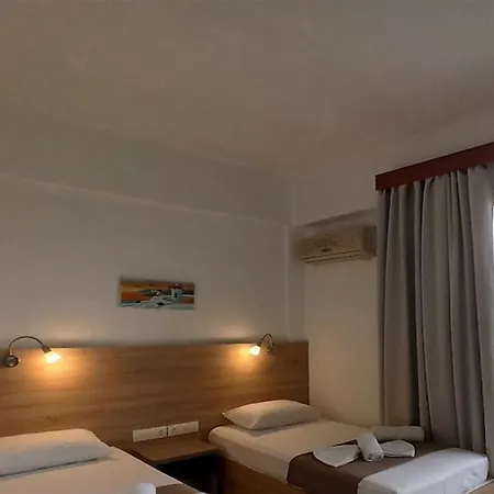 Hotel Sotirakis 2*