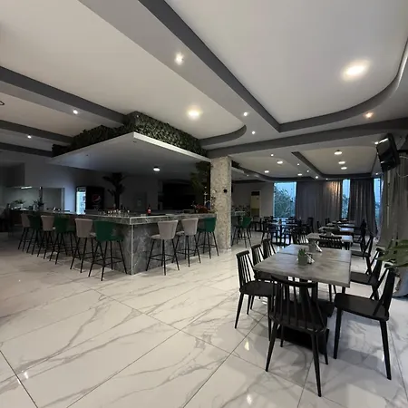 Sotirakis Hotell 2*