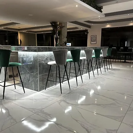 Sotirakis Hotell 2*