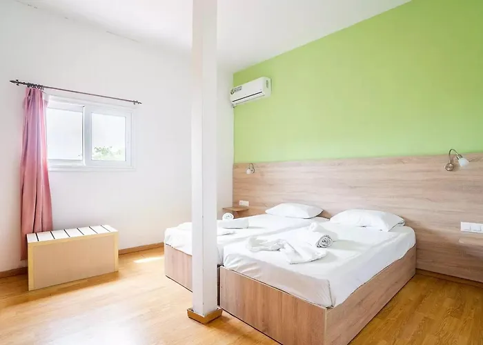 فندق Sotirakis 2*