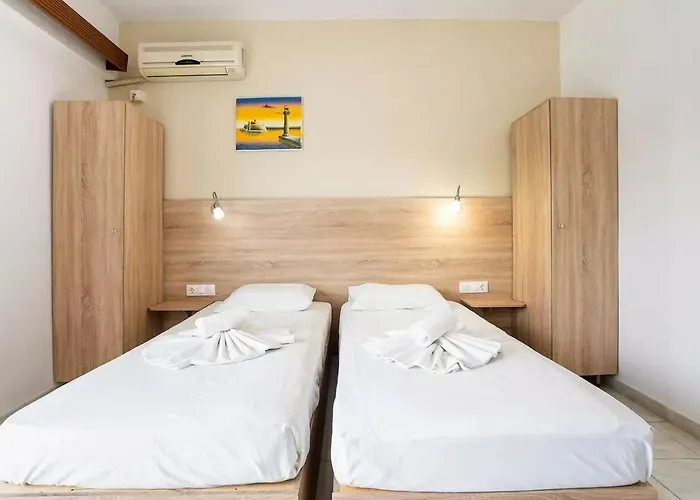 Sotirakis فندق فاليراكي