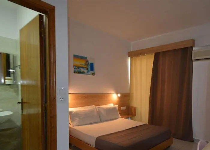 Sotirakis فندق فاليراكي